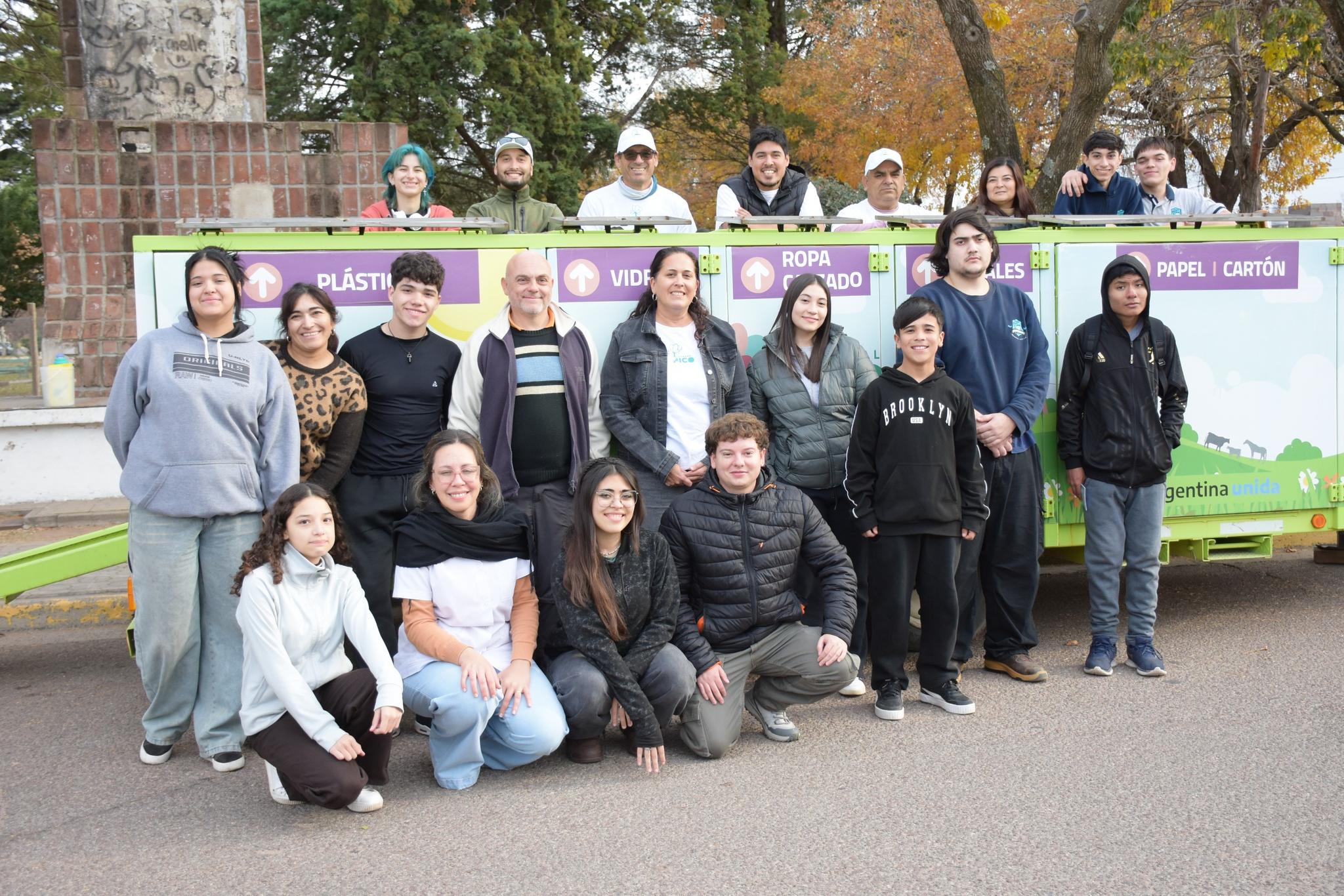 AMBIENTE EN TERRITORIO: ENCUENTRO EDUCATIVO Y DE CONCIENTIZACIÓN EN EL PUNTO VERDE MÓVIL