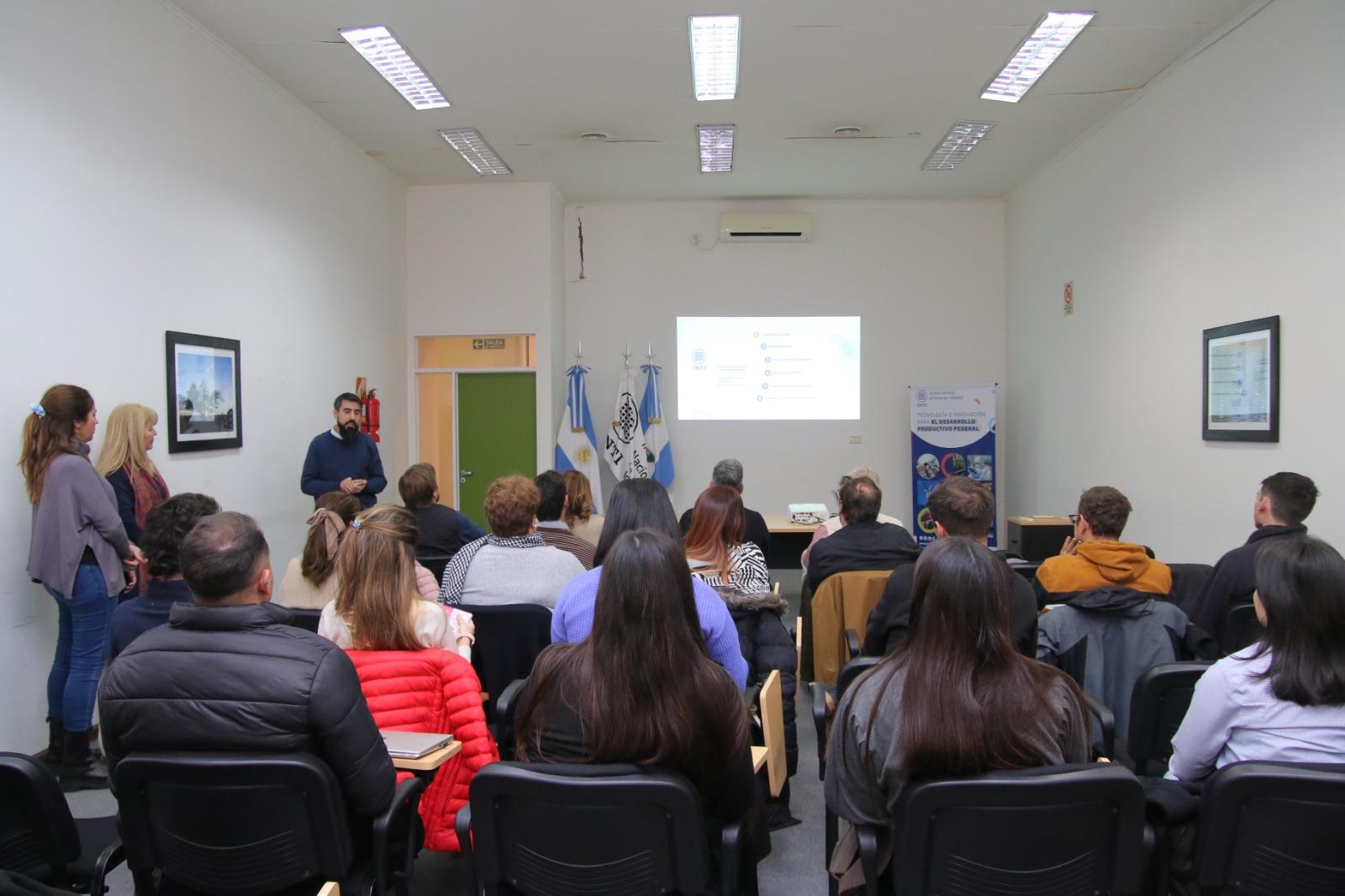 DESARROLLARON UNA CAPACITACIÓN EN MEJORA CONTINUA PARA EMPRESAS Y PYMES