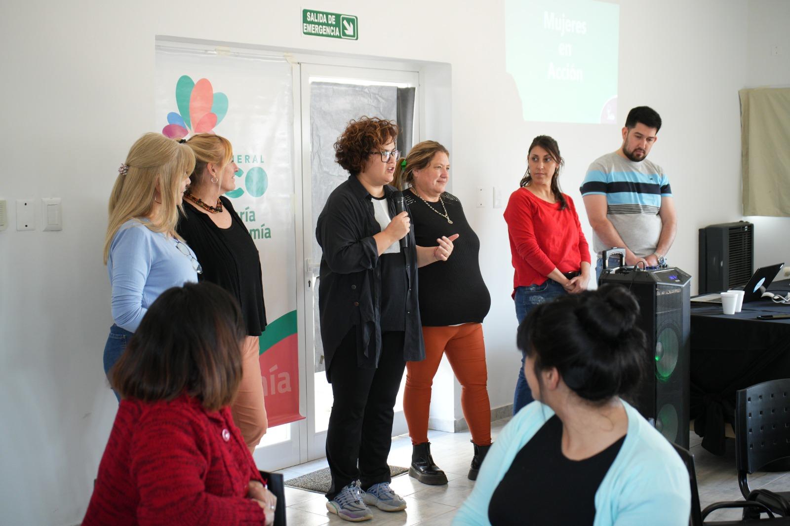 DESARROLLARON EL TERCER ENCUENTRO DEL CICLO “MUJERES EN ACCIÓN, FINANZAS PARA NOSOTRAS”